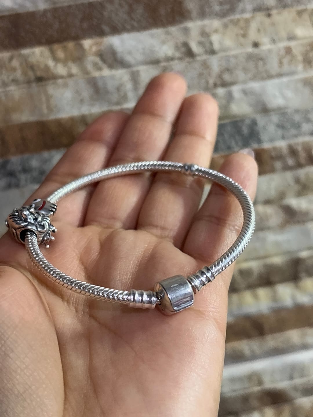Customer photo review of Pulsera Cola de Raton