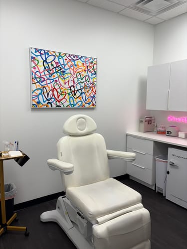 Customer review photo for Love Hearts Graffiti Art-1 #GA004