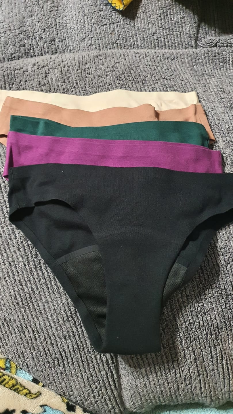 Customer photo review of Seamless Cindy-Bikini Cut