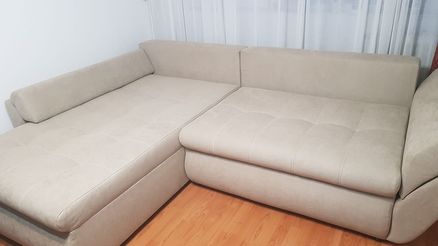 Customer photo review of Colțar extensibil dumonde cu ladă de depozitare si sezut confortabil din spuma HR, Loana Camel 270x185 cm