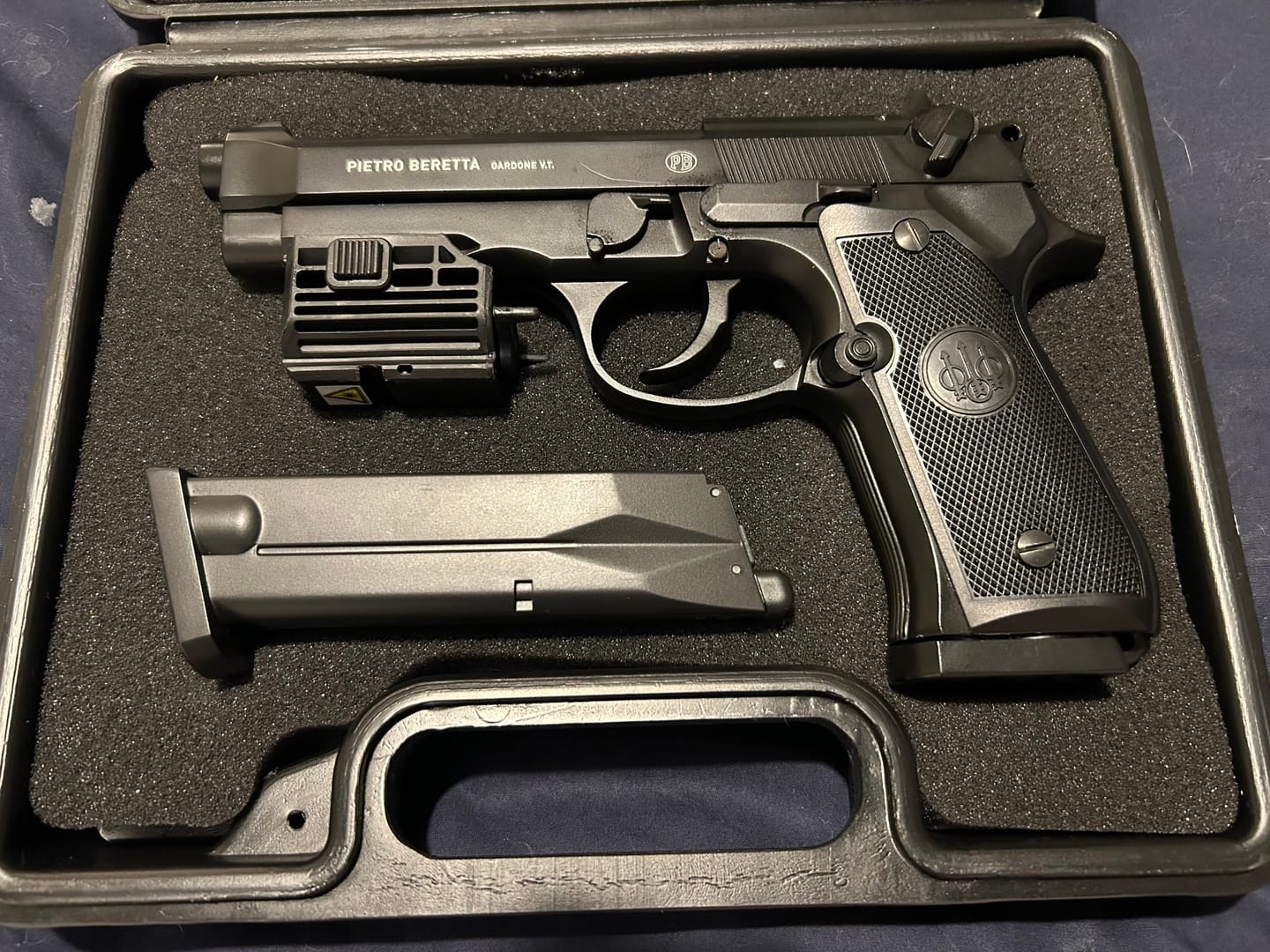 Customer photo review of Umarex Beretta M92 A1 4.5mm Air Pistol