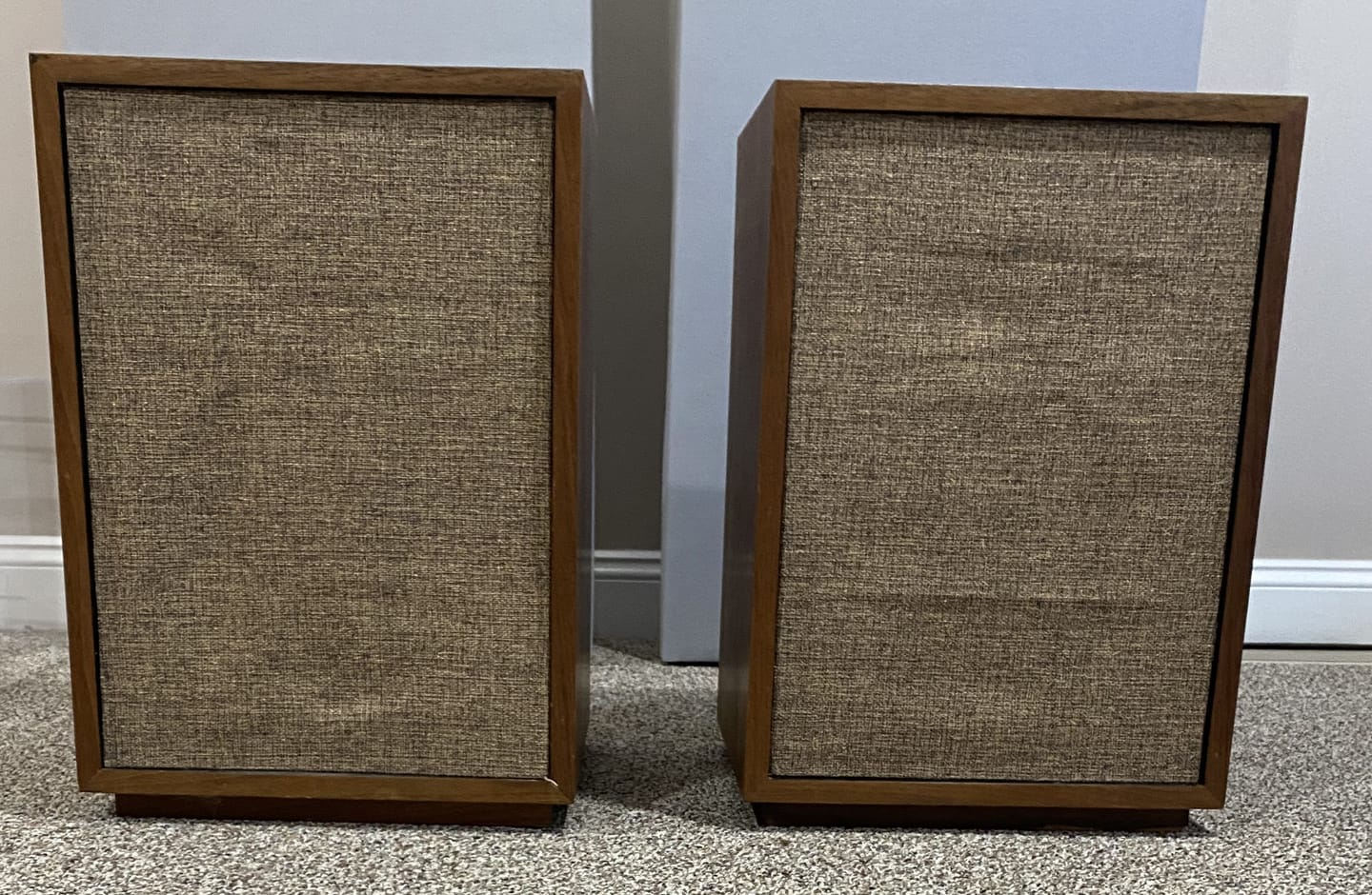 Customer photo review of Retro Speaker Grill Cloth | Multi-Color Linen Fabric