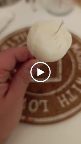 Customer video review of MECHAS PARA VELAS SIN ENCERAR