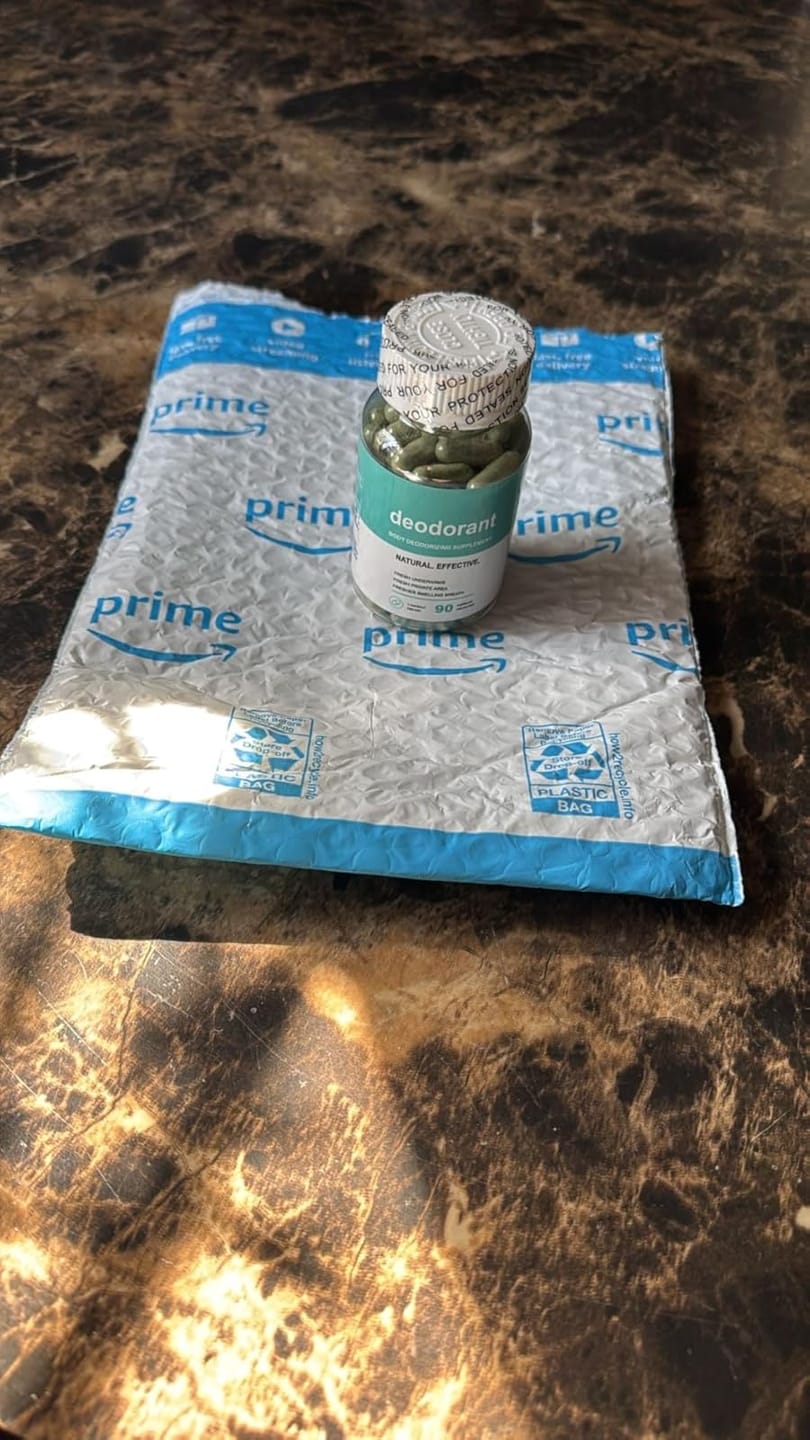 Customer photo review of Internal Deodorant Capsules – Natural Body Odor Control Supplement