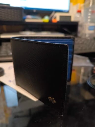 Customer photo review of Carbon Fiber Wallet RFID Blocking Card Holder For Men Slim Compact Design — Black | KIMLUD