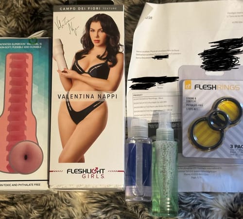 Customer photo review of FleshRings