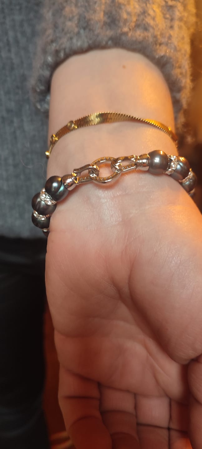 Customer photo review of Bracelet Perle de Tahiti Paola