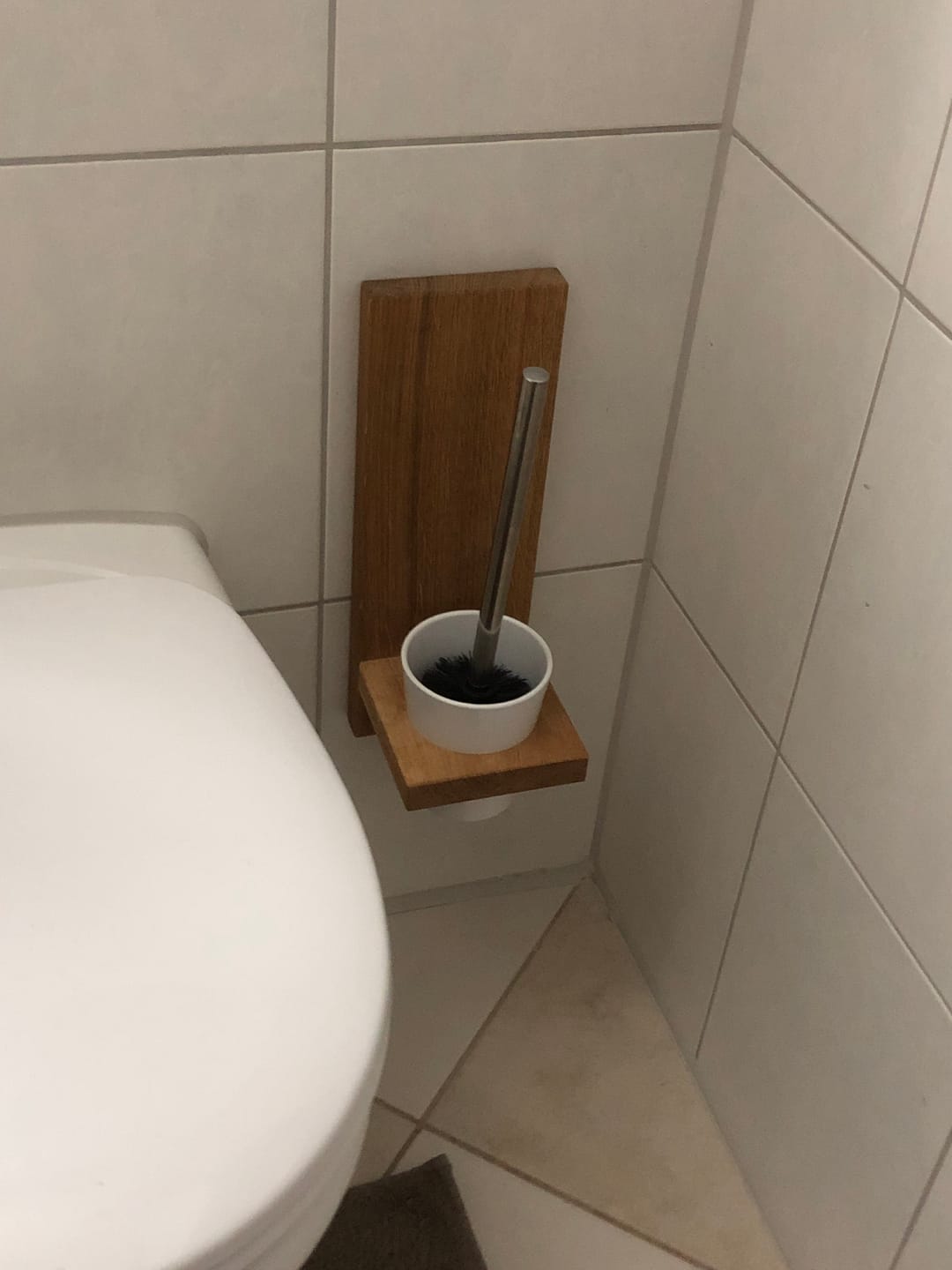 Customer photo review of Toilettenbürstenhalter LARA aus Holz