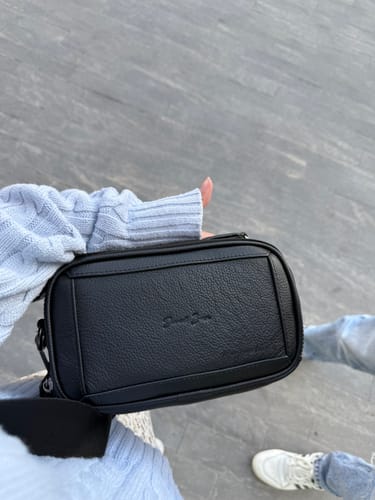 Customer photo review of Crossbody Sinaloa Xs • Negro Flotter