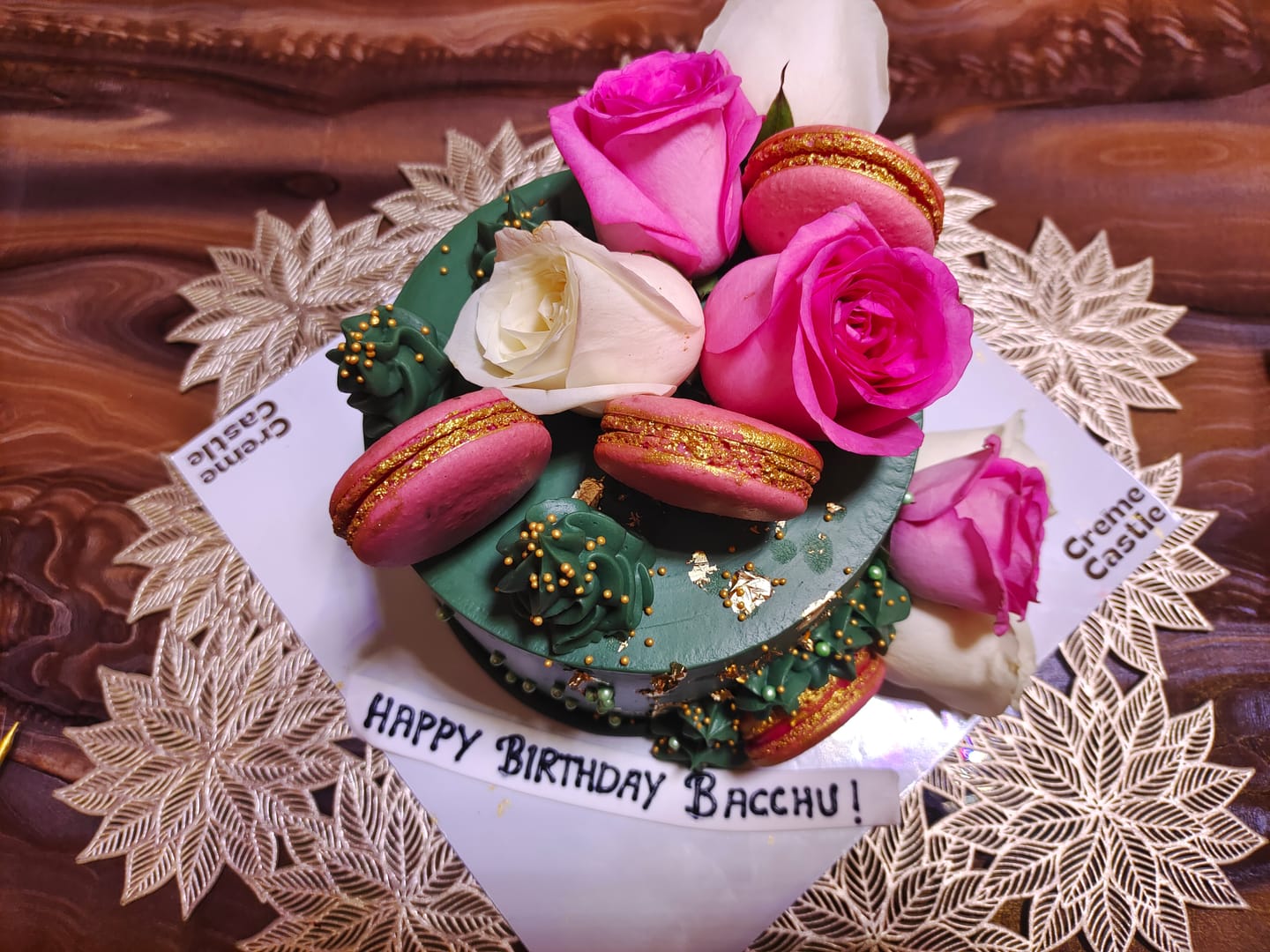 Customer photo review of Bottle Green Floral Cake
