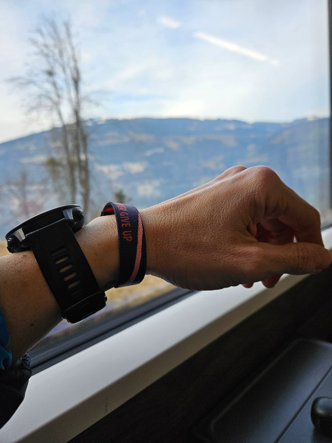 Customer photo review of Believe you can and you will - Elastisches Armband