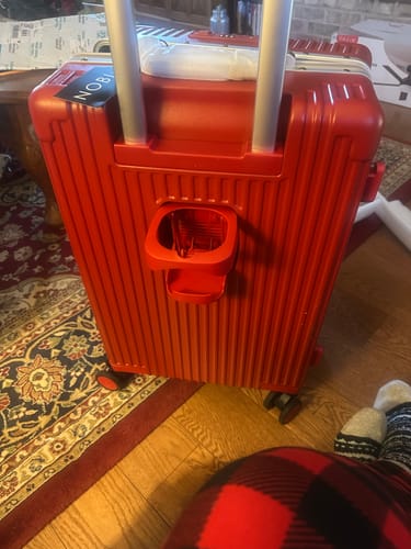 Gloria W. review of Carry-On: All-in-One image 1 out of 2
