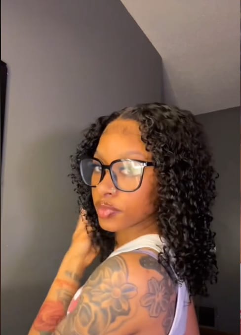 Customer photo review of Wavymy Afro Kinky Curly 7x5 Lace Glueless Wigs HD Lace Wear & Go Wigs Dome Cap 180% Density Layered Curly Hairstyle