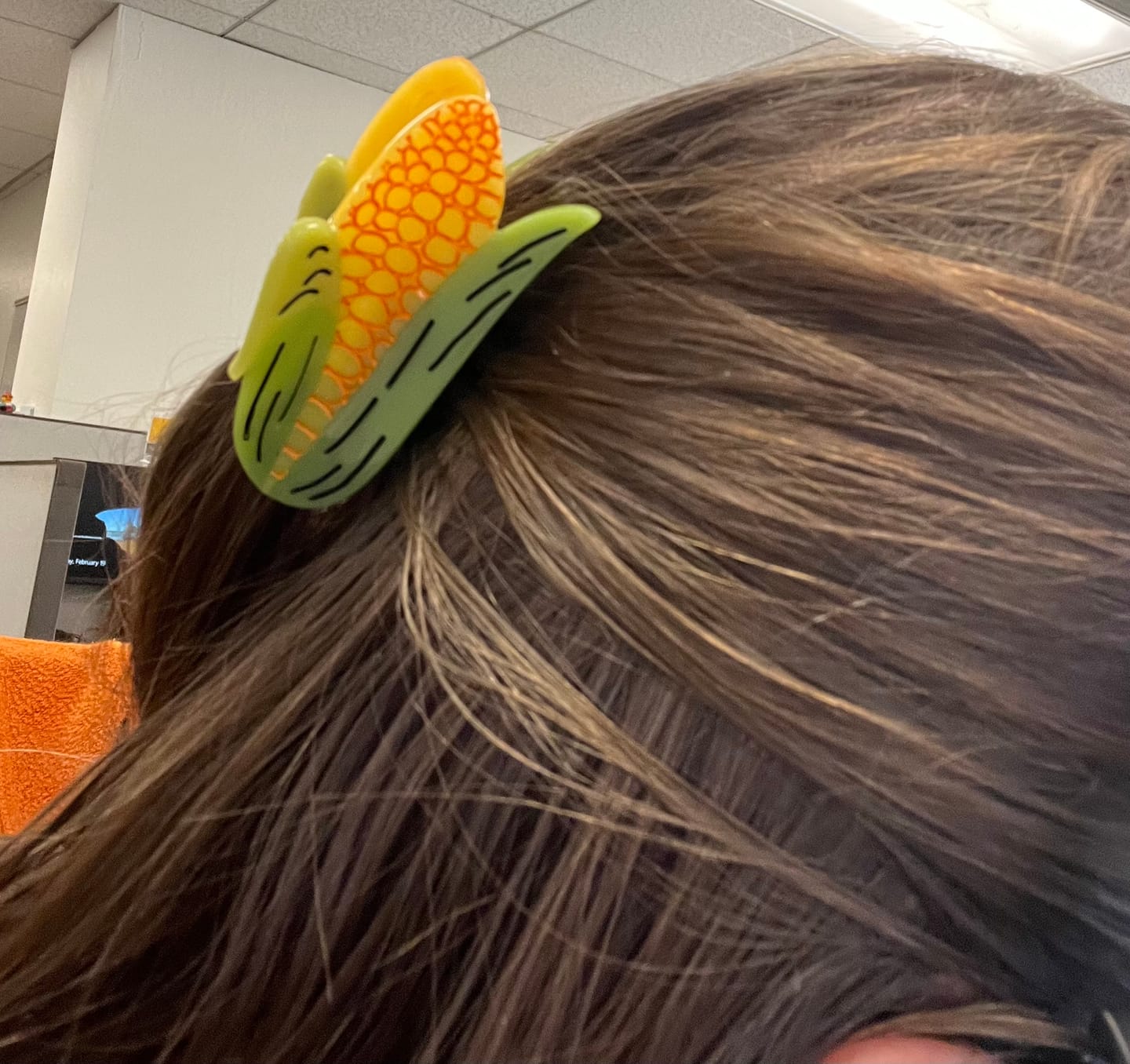 Customer photo review of Midi Corn Hair Claw Clip
