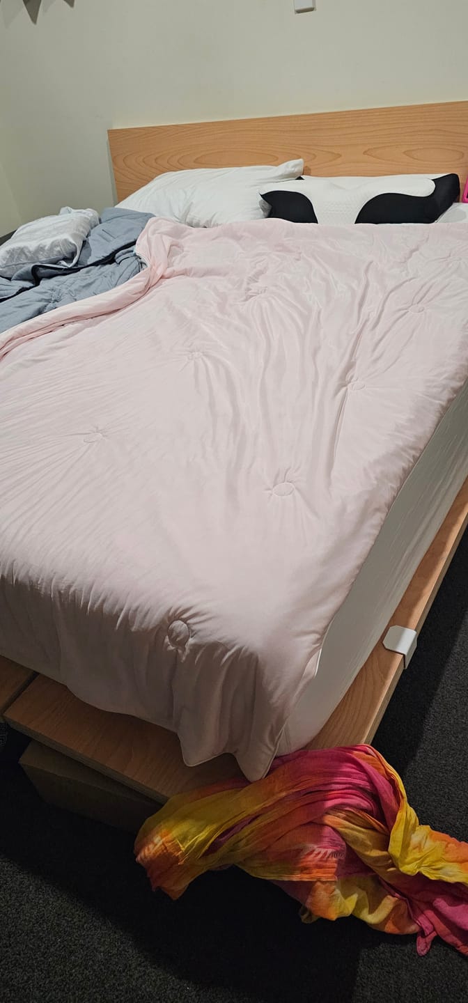 Customer photo review of The Kloud™ Kooling Blanket