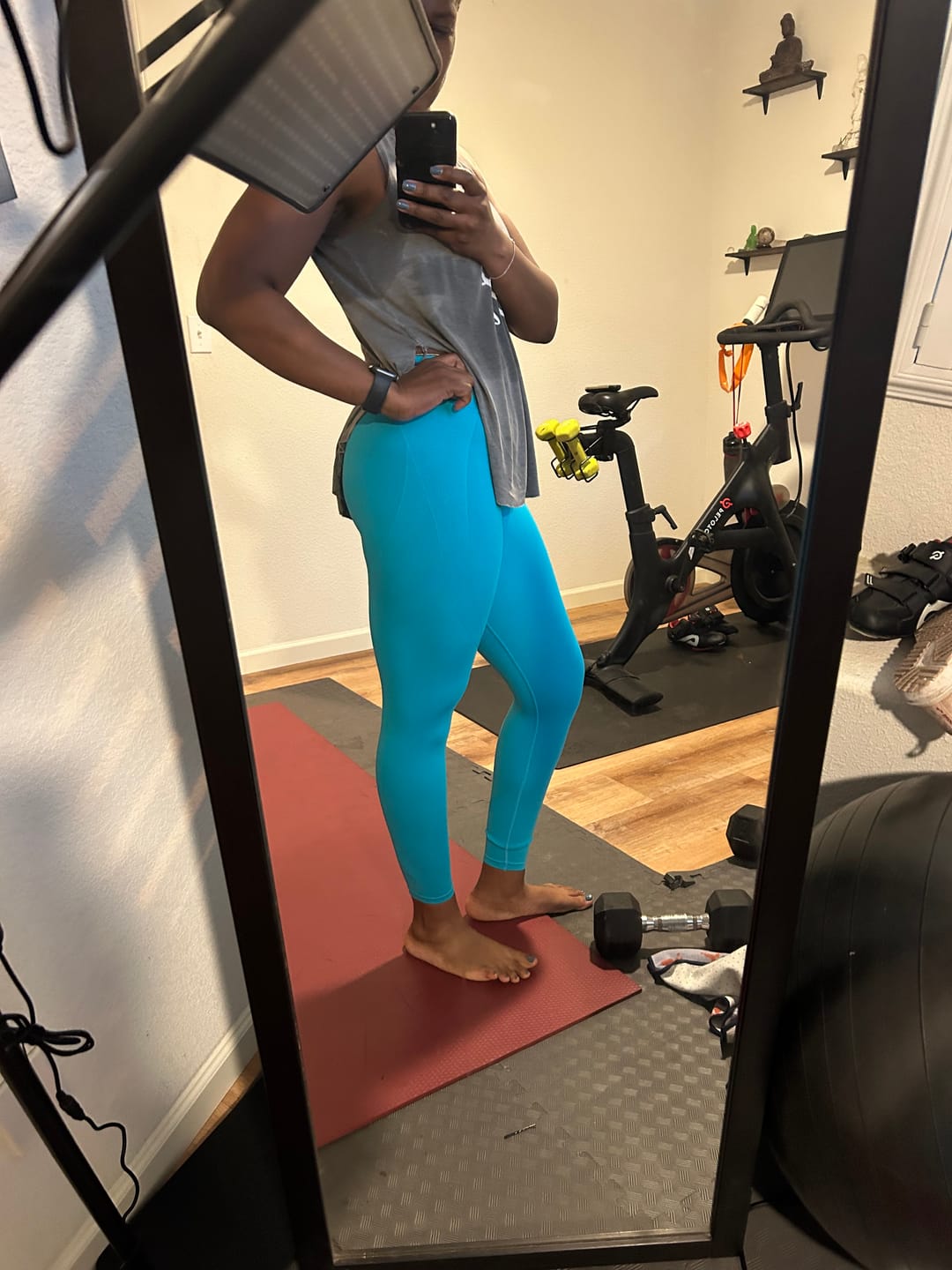 Customer photo review of W252 Curve hourglass Leggings