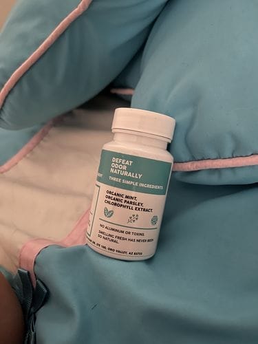 Customer photo review of Internal Deodorant Capsules – Natural Body Odor Control Supplement