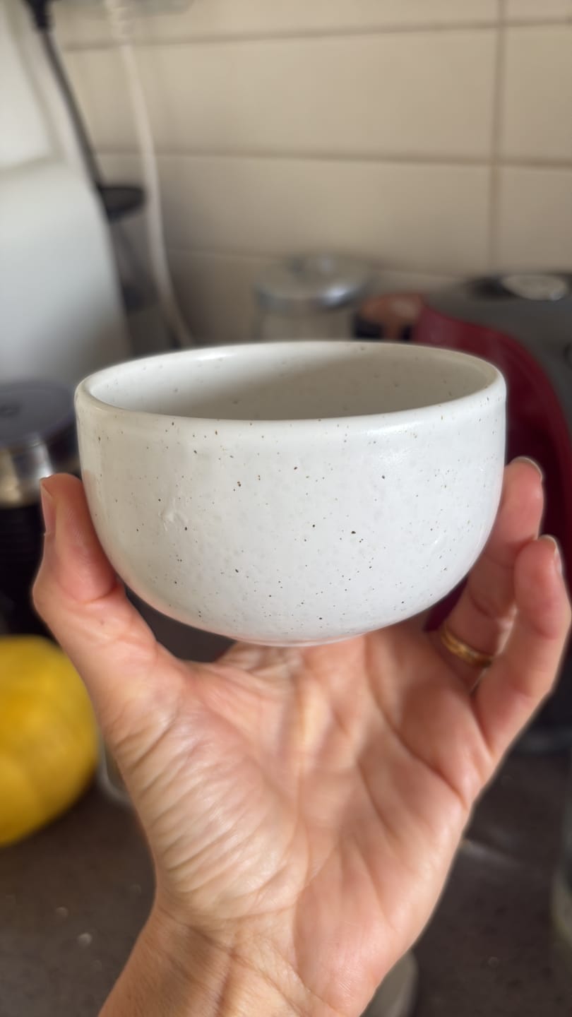 Customer photo review of ספל מאצ'ה וקפוצ׳ינו 220 מ"ל | קרמיקה פורטוגלית בעיצוב טבעי