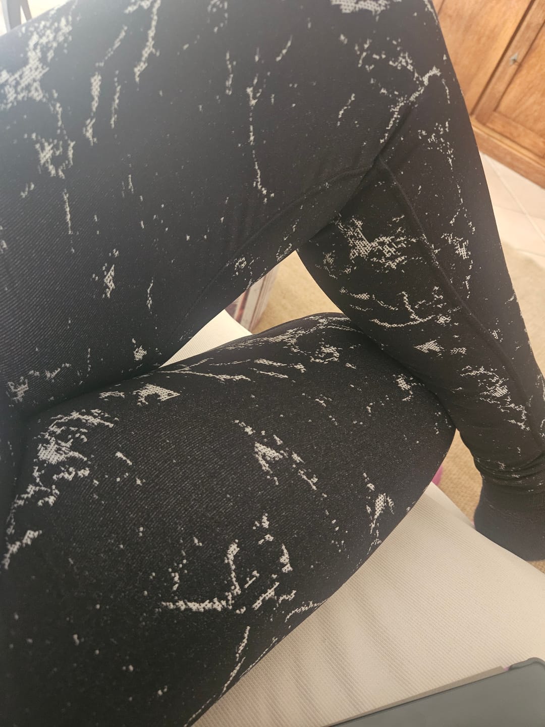 Customer photo review of Leggings Marmo Nero