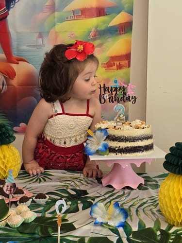 Customer photo review of chocolate caramel cake