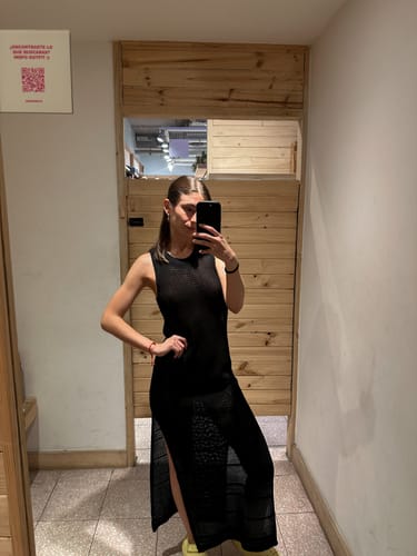 Customer photo review of Vestido Tejido Black