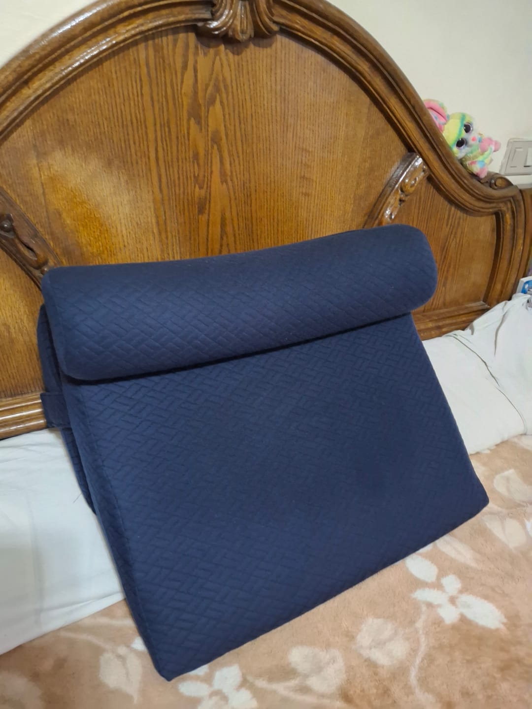 Customer photo review of Reed- 3 Pieces Bed Wedge Pillow Set