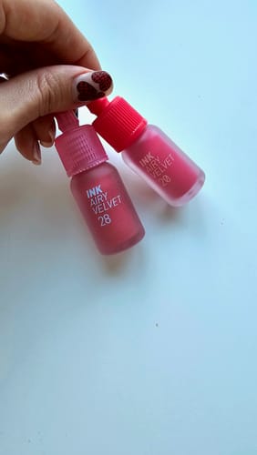 Customer photo review of Peripera Ink Airy Velvet Tint Matēta lūpu krāsa-tinte