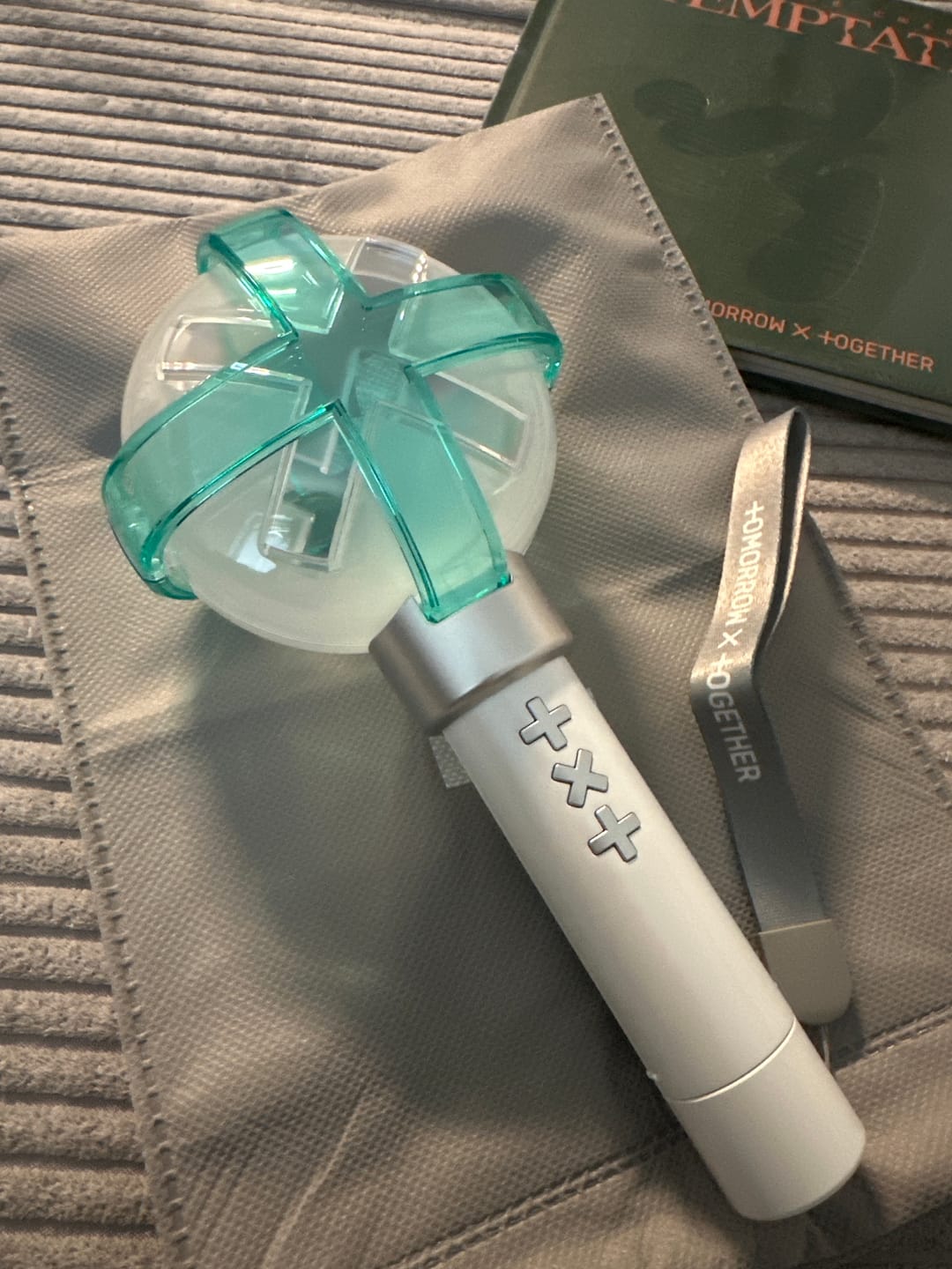 Customer photo review of TXT - OFFICIAL LIGHT STICK VER.2