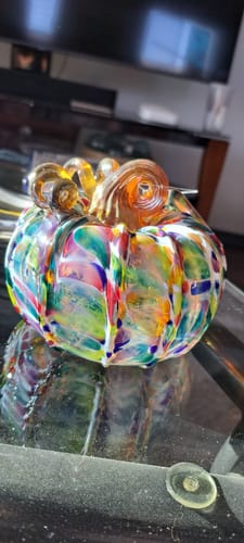 Customer photo review of Jewel Over White Squat Pumpkin with a Gold Stem