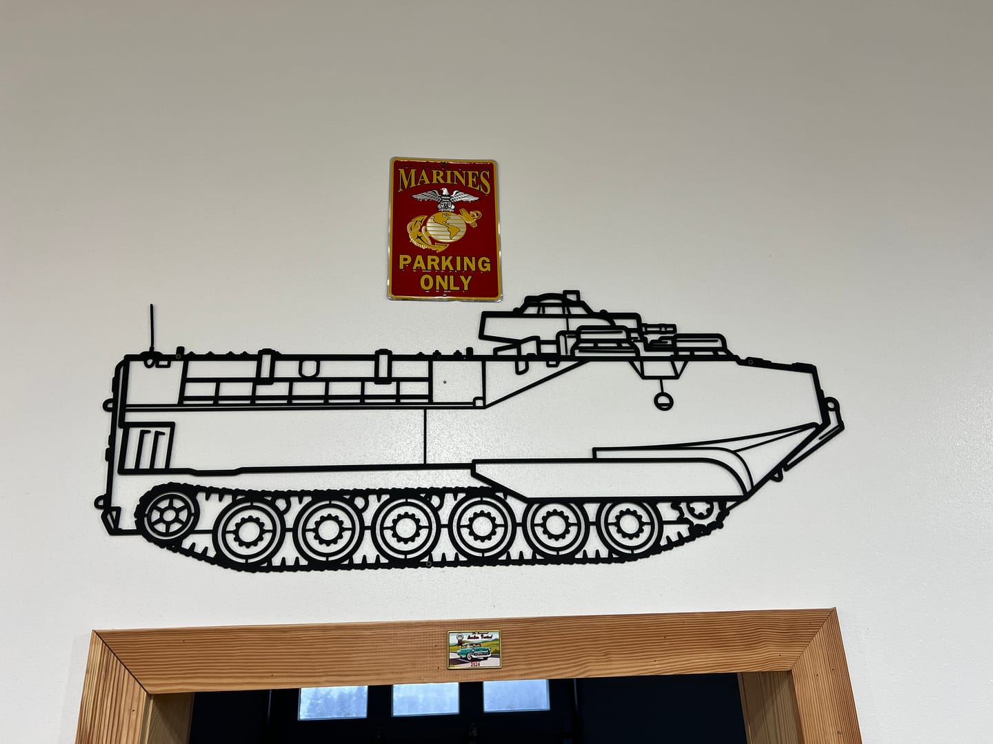 Customer photo review of AAVP7A1 Silhouette Metal Wall Art