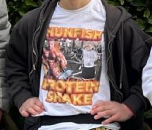 Customer photo review of THUNFISCH PROTEINSHAKE T-SHIRT