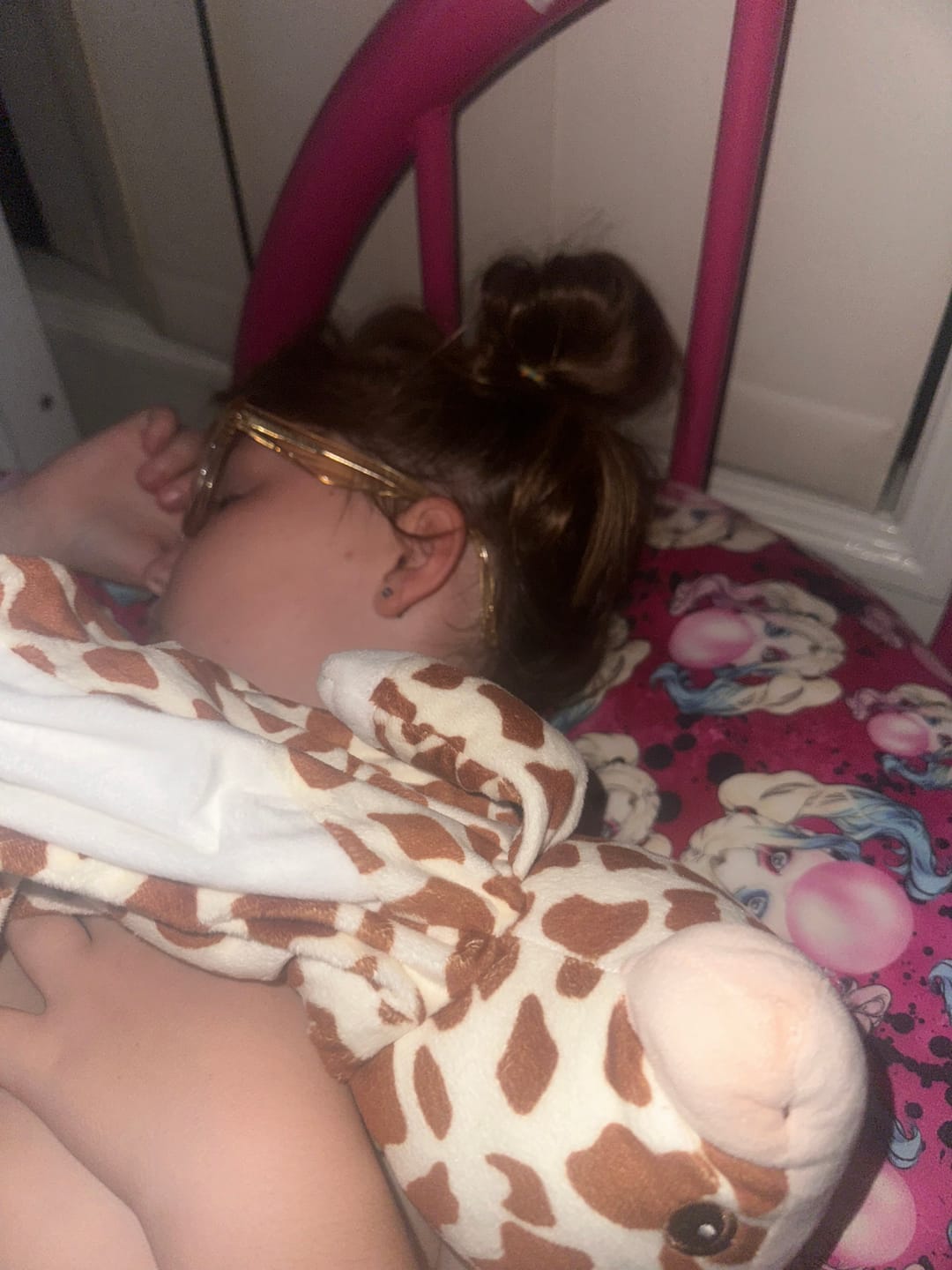 Customer photo review of Aria the Giraffe