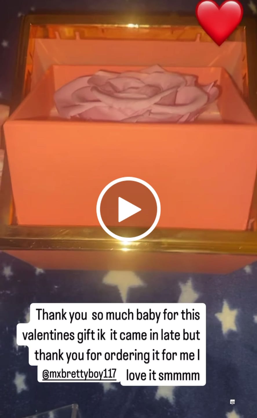 Customer video review of Double Heart Necklace