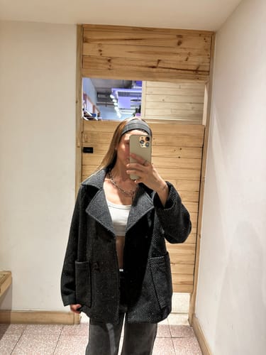 Customer photo review of Abrigo Cruzado Black