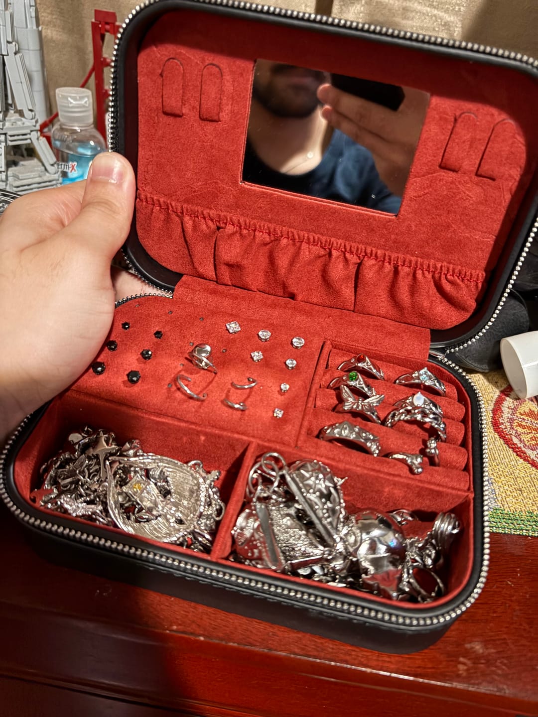 Customer photo review of DYT TRAVEL JEWELRY CASE