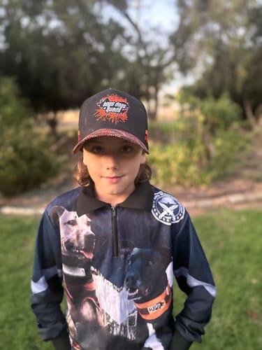 Customer photo review of 🔥NEW🔥 Truckers Hat- HDQ Red Dot Art