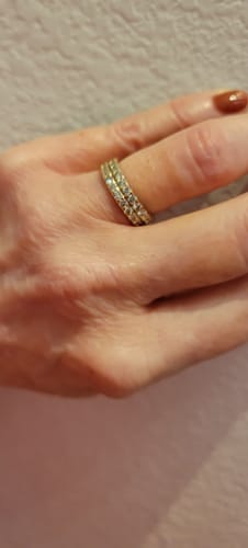 Customer photo review of 0.60 CT Round Cut Natural Diamonds - Wedding Band