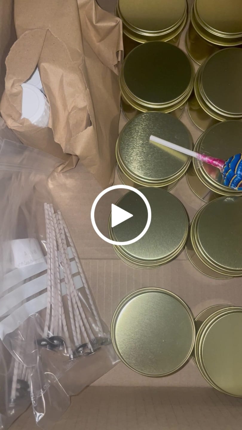 Customer video review of Tarro con tapa de color Dorado