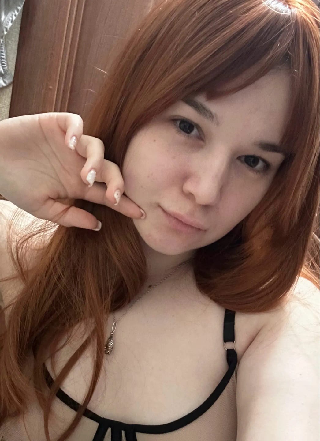 Customer photo review of Synthetic Long Straight Wig With Bangs — Red Brown Copper Ginger | KIMLUD