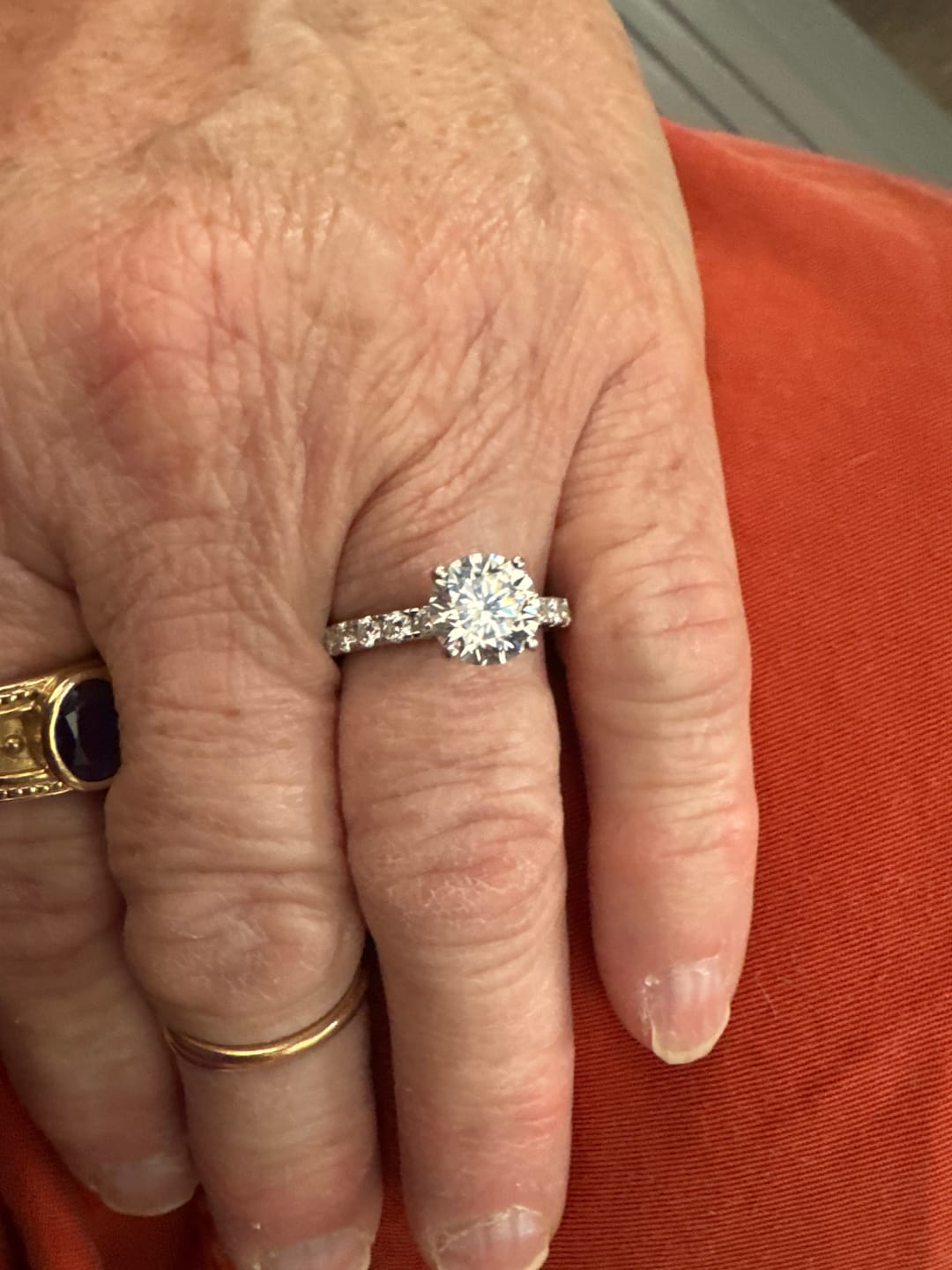 Customer photo review of Cerchio Angelo Ring