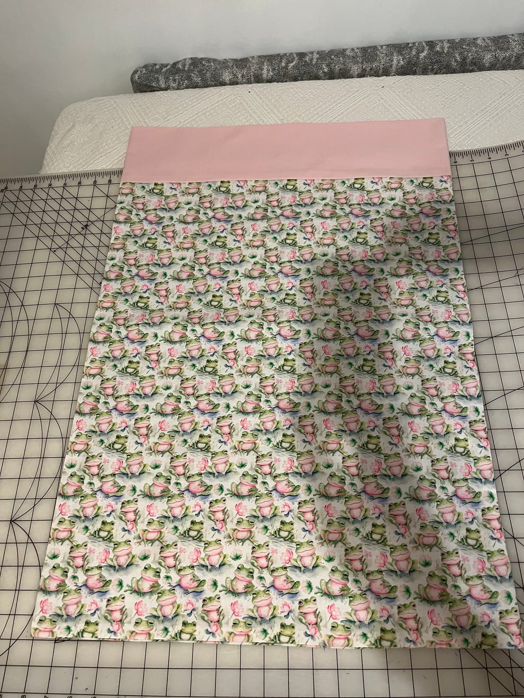 Customer photo review of Smiling Frog Fabric