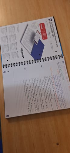 Avis photo d'un client sur Cahier à spirales NOTEBOOK OXFORD # Couverture rigide - 160 pages A4 détachables - ligné type CORNELL