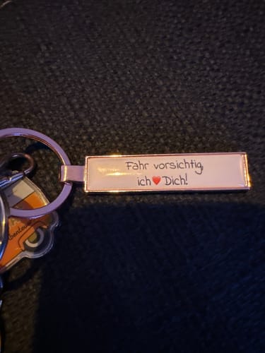 Customer photo review of Kennzeichen Schlüsselanhänger Mini Nummernschild Metall