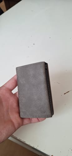 Customer photo review of Smart Wallet 3.0
