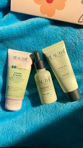 Customer photo review of Crème Hydratante Éclat au Thé Vert