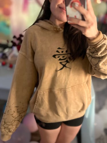 Customer photo review of GARRA ACID WASH HOODIE