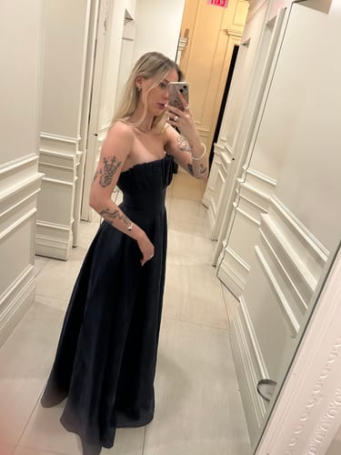 Alice C. review of Evelyn Gown in Navy by Bariano - RENTAL image 1 out of 2