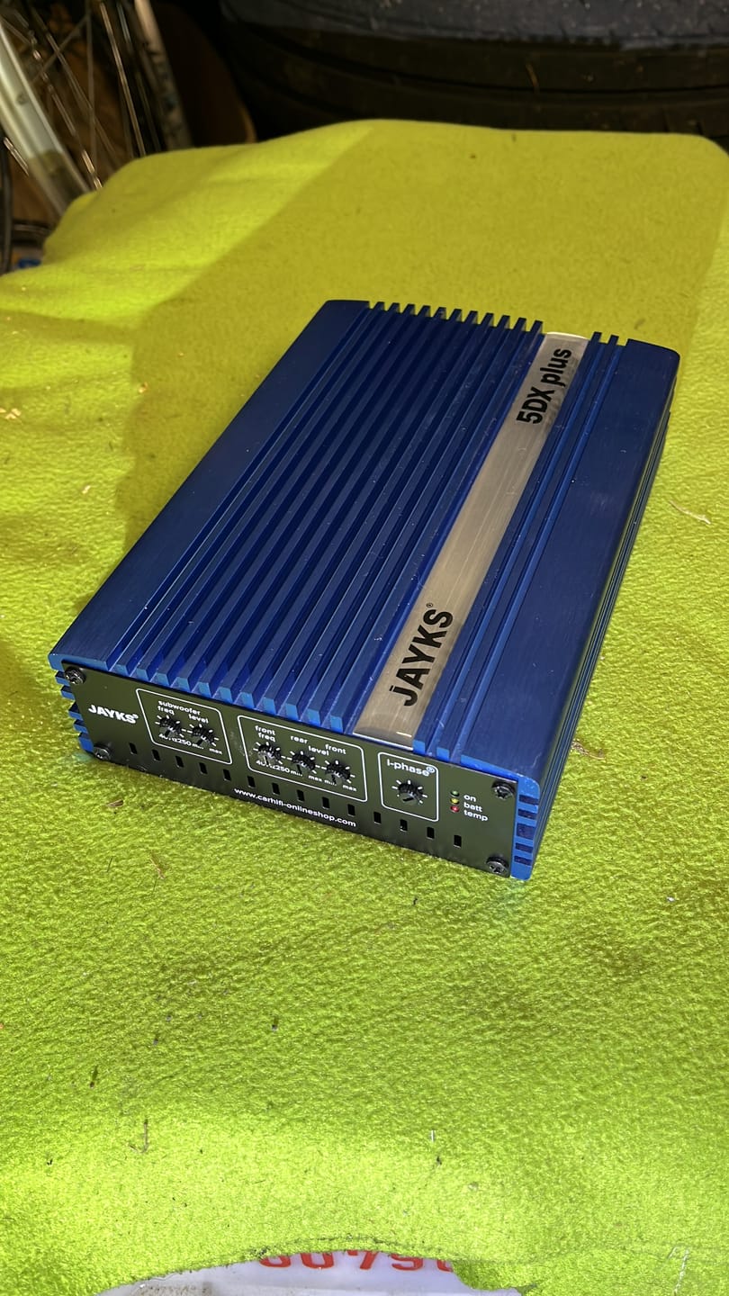 Customer photo review of 5DX plus | Auto-Verstärker mit Plug & Play
