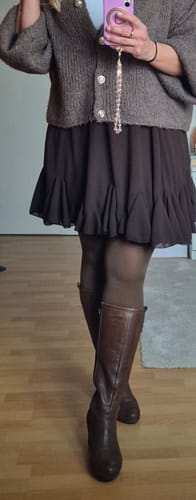 Customer photo review of Grace Volant Rock - Dunkelbraun