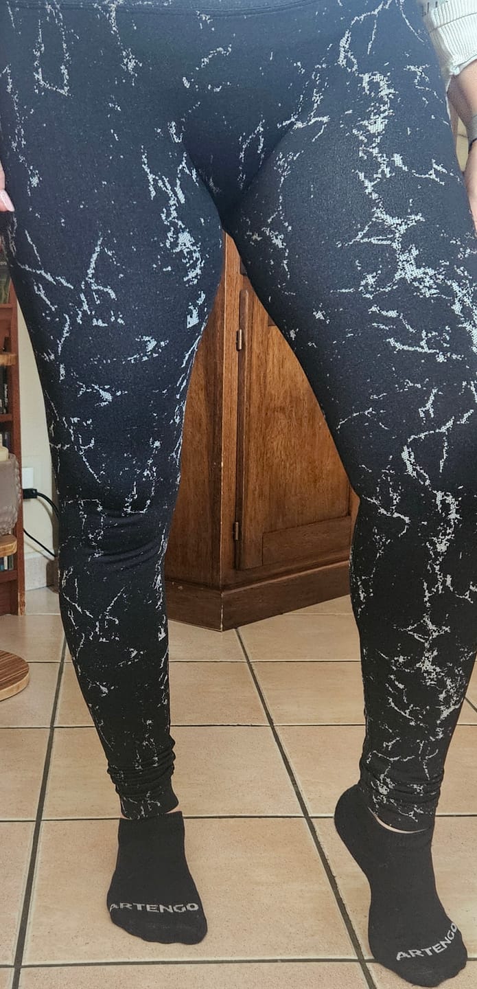 Customer photo review of Leggings Marmo Nero